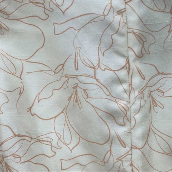 Boskemper Sakura romper in cherry blossom with puff sleeves - Picture 6 of 6